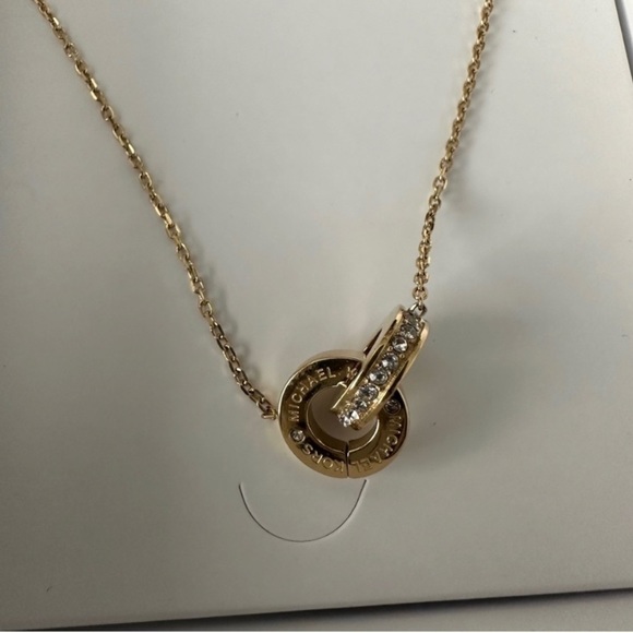 NEW MICHAEL KORS GOLD TONE CHAIN,INTERLOCKING CRYSTAL PENDANT NECKLACE MKJ7359 - Picture 2 of 3